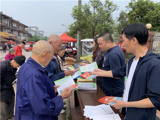 雨城区科学技术和工业信息化局最新项目进展报告